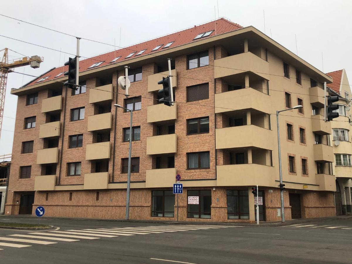 דברצן Diamond Apartman מראה חיצוני תמונה